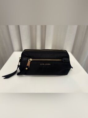 Marc Jacobs Black Nylon Travel Bag Dopp Kit Toiletry Case with Gold Hardware